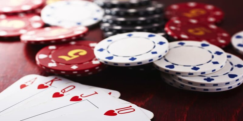 Texas Hold’em: Luật Chơi, Cách Chơi & Chiến Lược