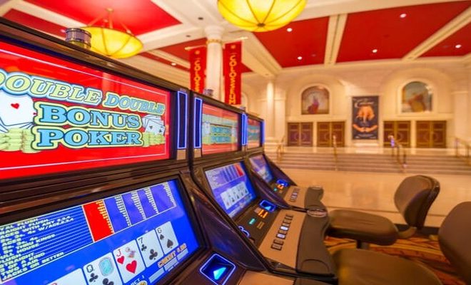 Video Poker: Chơi bài Poker trực tuyến