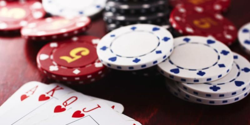 Cách đọc và hiểu lịch sử tay bài trong poker